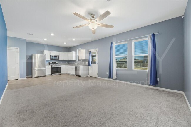 Building Photo - 220 Wonderful Life Way