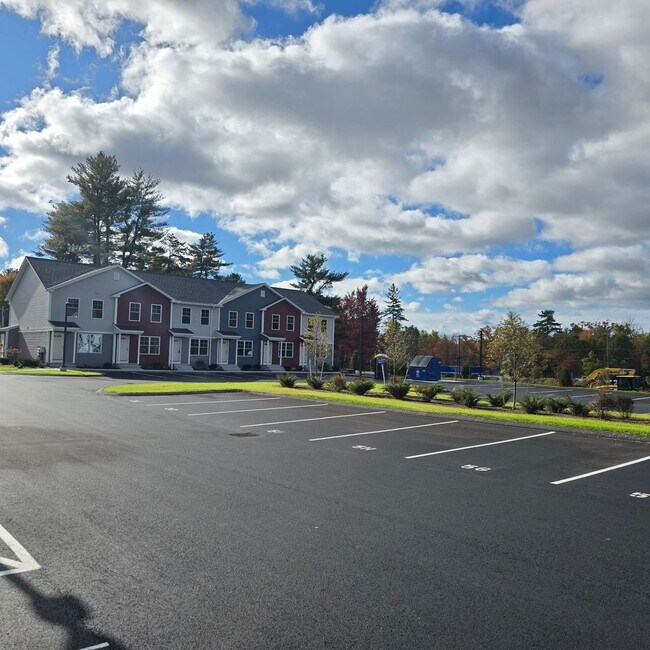 Building Photo - Megway Ct. (2-5)