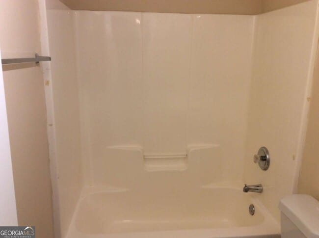 Building Photo - 4015 Yellow Pine Ct