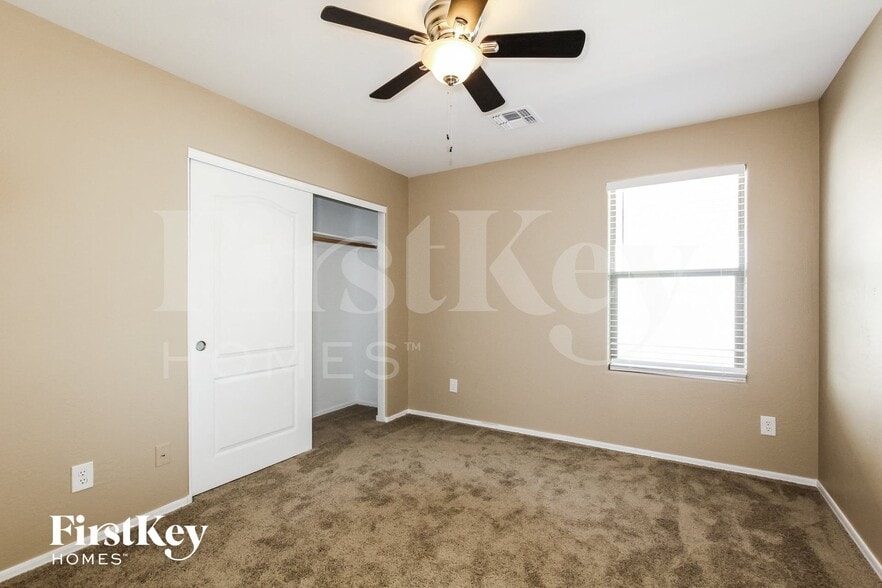 Building Photo - 16621 N 171st Dr