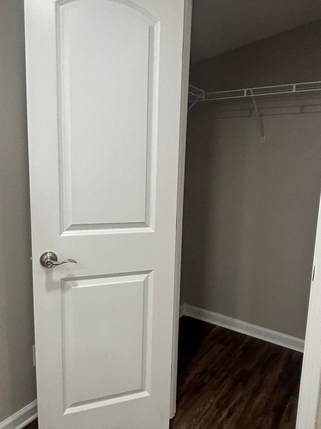 Building Photo - 1895 Wild Cherry Dr