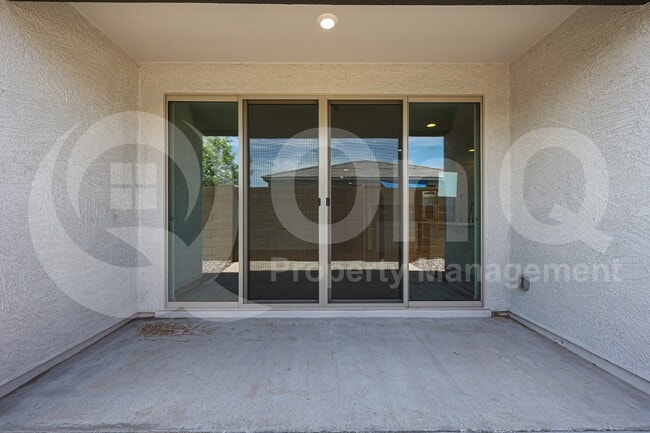 Building Photo - 4841 S Carver