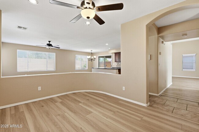 Building Photo - 3118 S 95th Ln