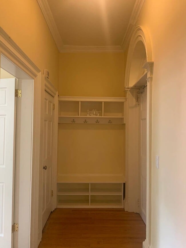 Building Photo - 43 Washington Ave