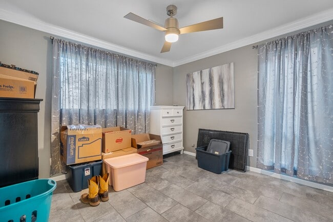 Building Photo - 158 Arlington Dr