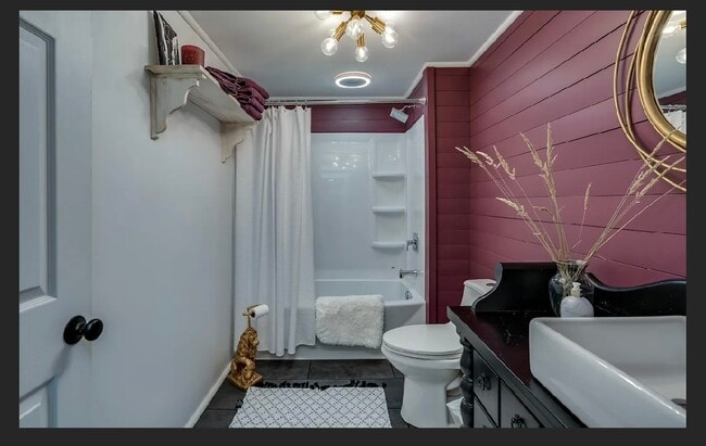 Building Photo - 14047 Military Rd