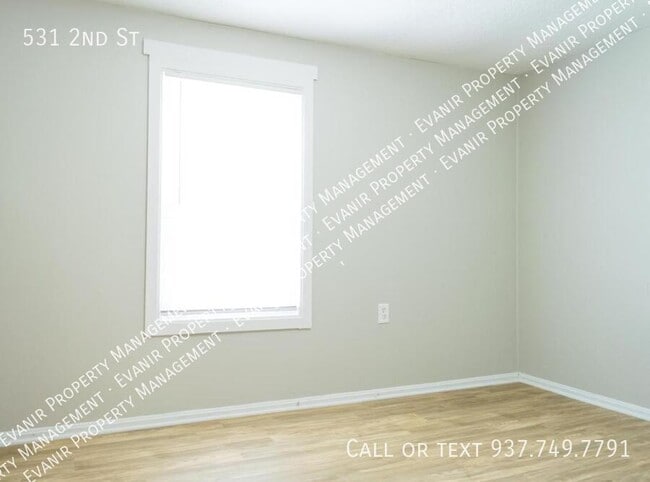 Building Photo - 531 2nd St