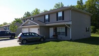 Building Photo - 3603 James Dale Rd