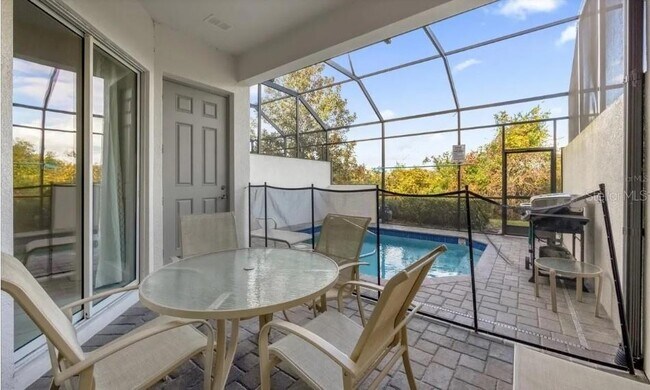 Building Photo - 450 Captiva Dr