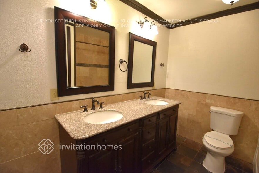 Building Photo - 23037 Magnolia Glen Dr