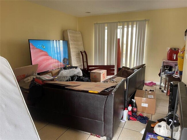 Building Photo - 5626 NW 21st St