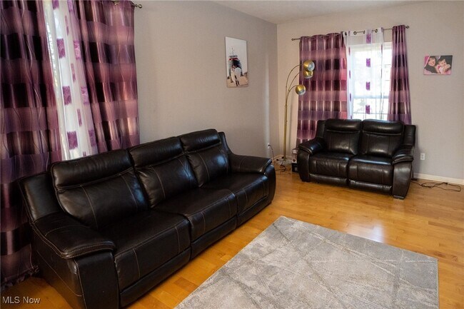 Building Photo - 2820 Francena Ct