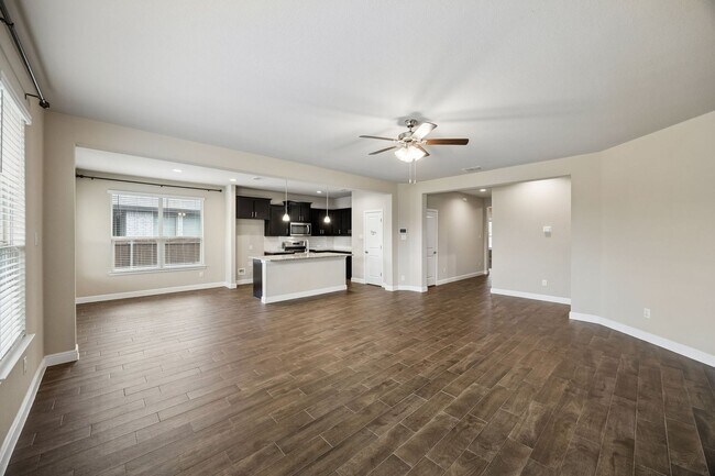 Building Photo - You won't believe it, move-in ready 3/2 in the sought after Bridgeview Community.