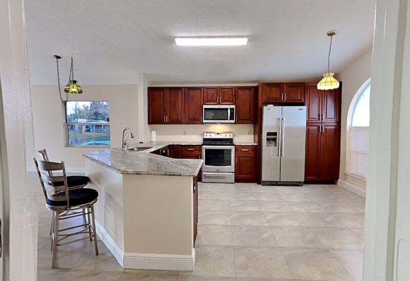 Building Photo - 276 Frances Ave