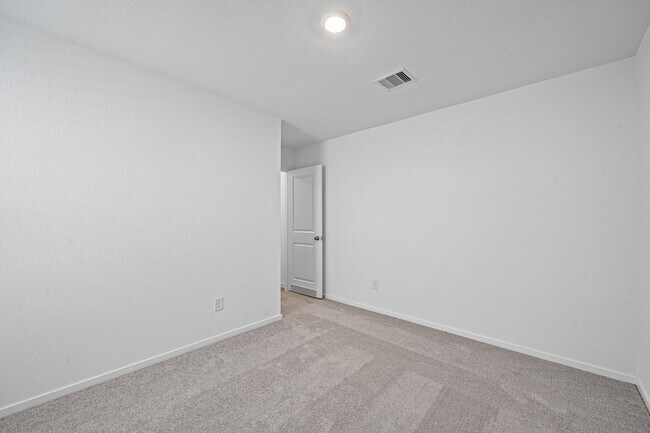 Building Photo - 3084 Sunset Glory Dr