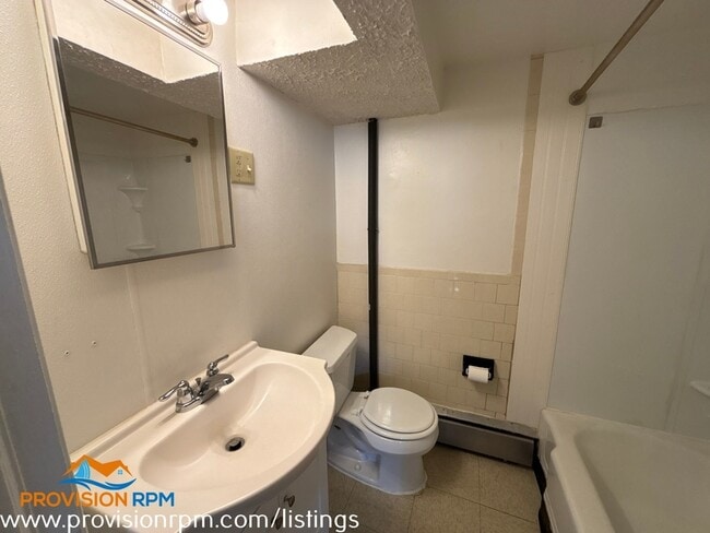 Building Photo - 1000 Linda Lee Dr