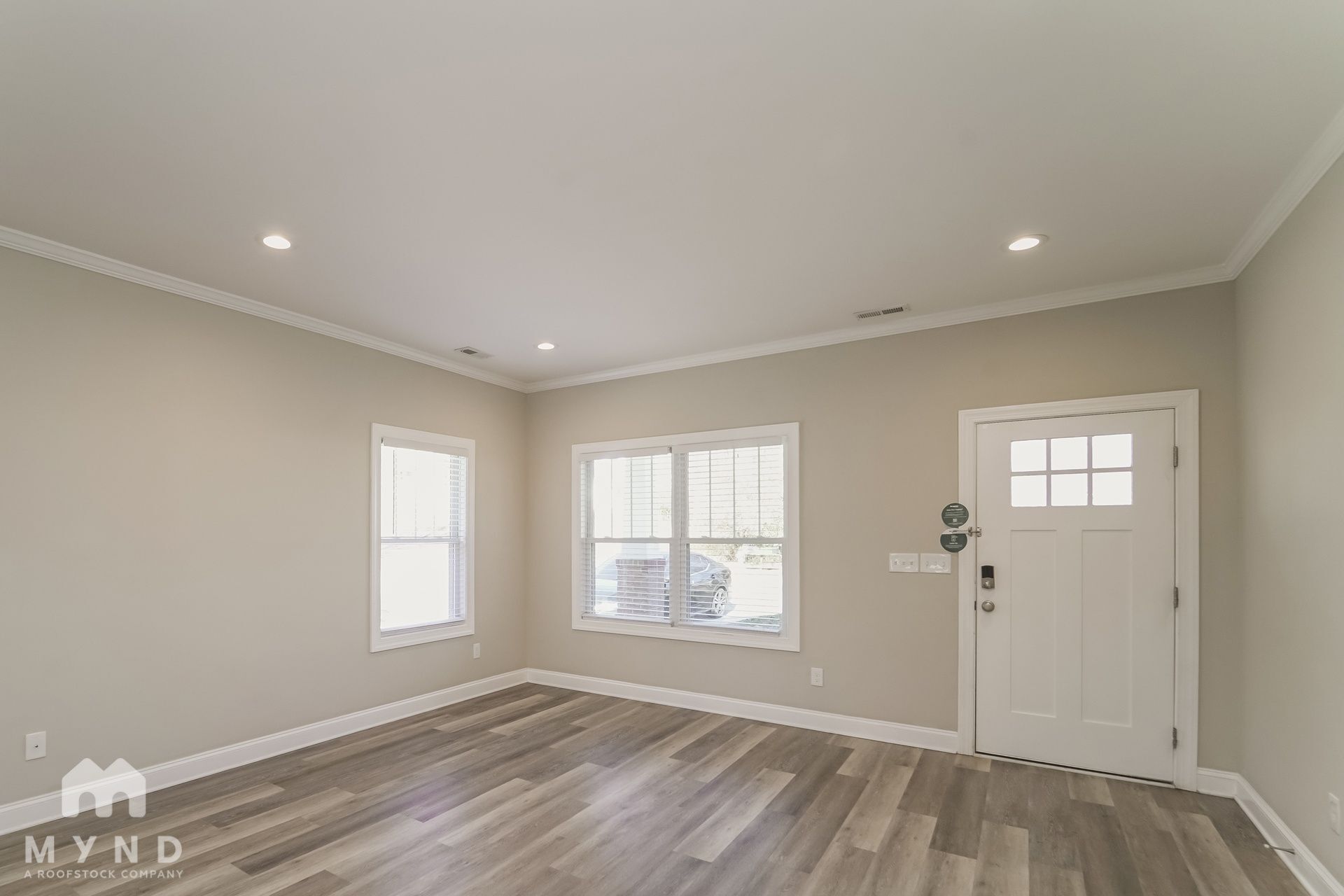 Building Photo - 2112 Middale St