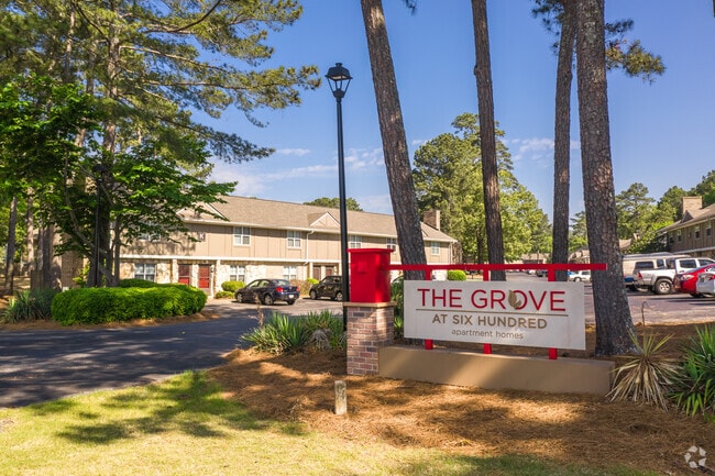 Building Photo - The Grove at Six Hundred Apartment Homes