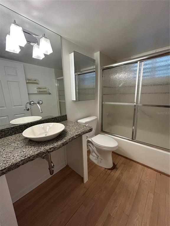 Building Photo - 690 Osceola Ave