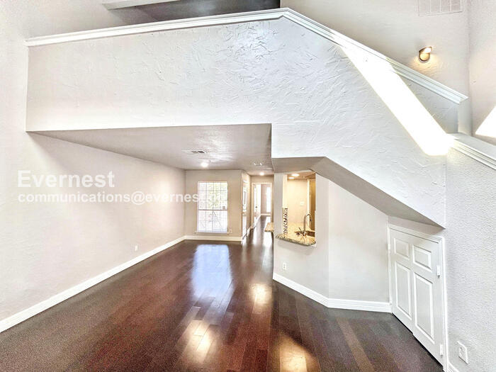 Building Photo - 5565 Preston Oaks Rd