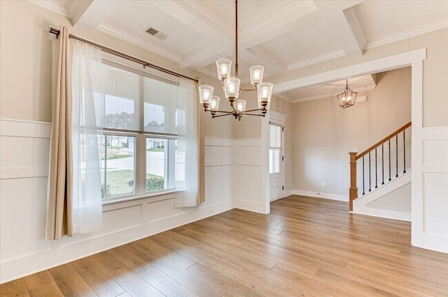 Building Photo - 419 Barrow Ln