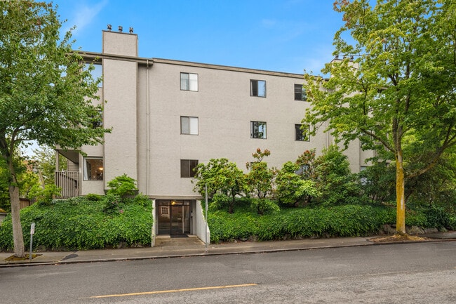 Building Photo - 4911 Fremont Ave N