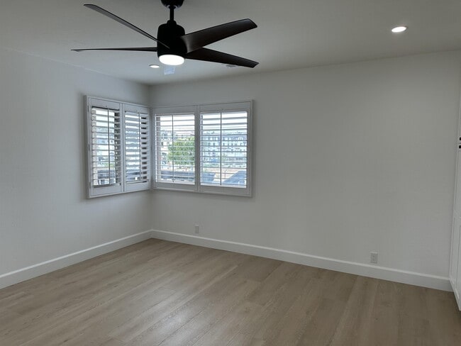 Building Photo - 24643 Santa Clara Ave