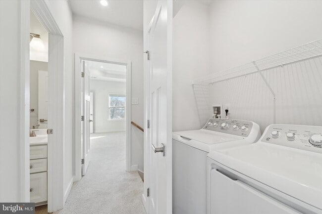 Building Photo - 208 River Birch Wy