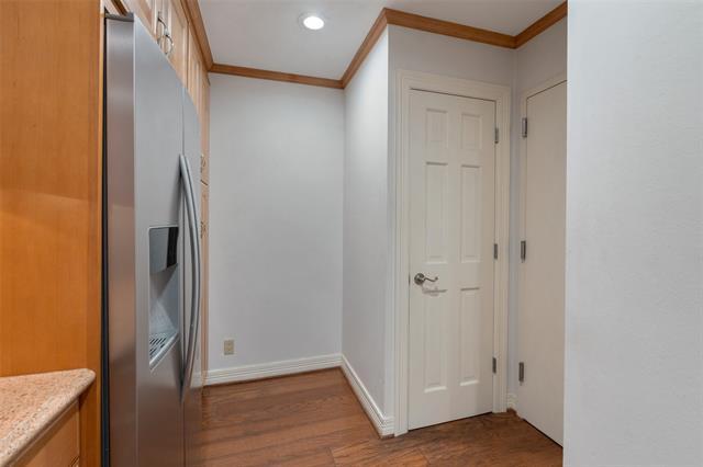 Building Photo - 6335 W Northwest Hwy