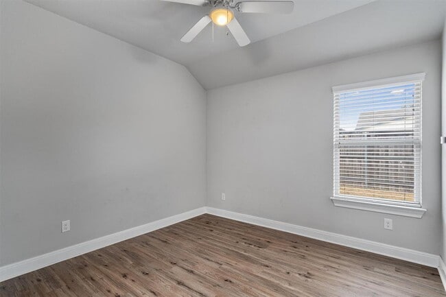 Building Photo - 457 Red Matador Ln