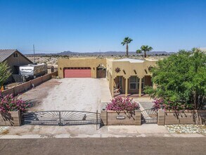 Building Photo - Move-In Ready | Fully Furnished | Serene M...