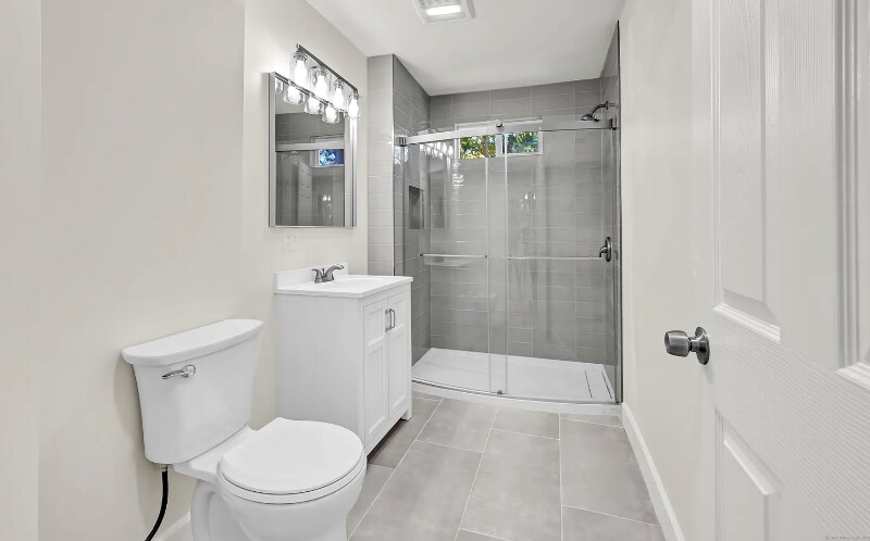 Building Photo - 7 Albert Rd