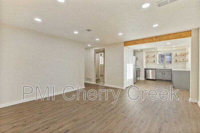 Building Photo - 2695 S Logan St