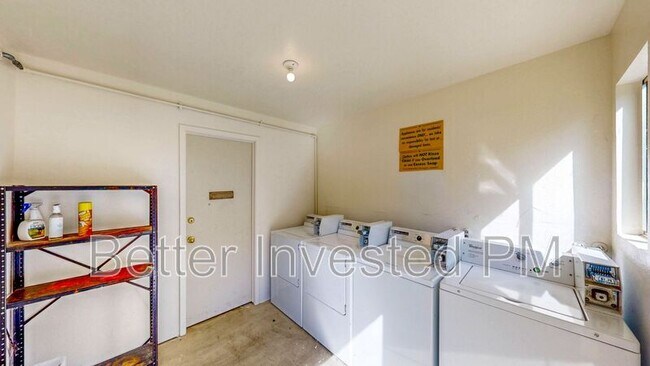 Building Photo - 5222 Fulton Rd