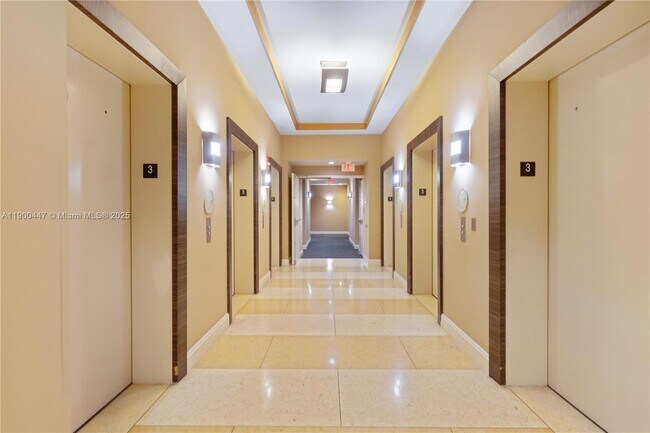 Building Photo - 253 NE 2nd St