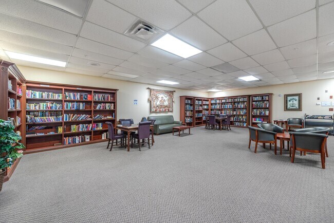 Building Photo - 358 Fanshaw I