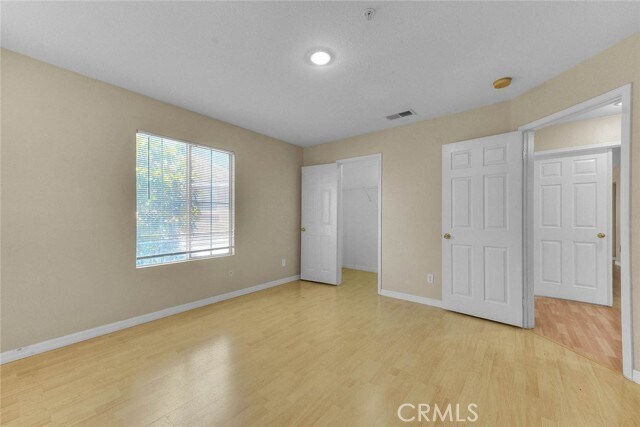 Building Photo - 5793 Oakdale Ln
