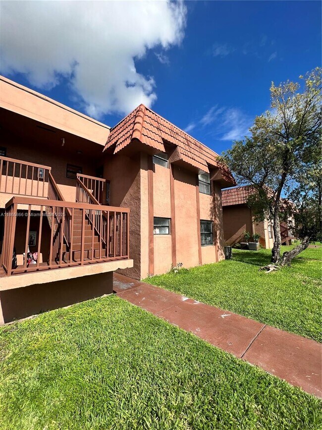 Primary Photo - 6515 W 27th Ct