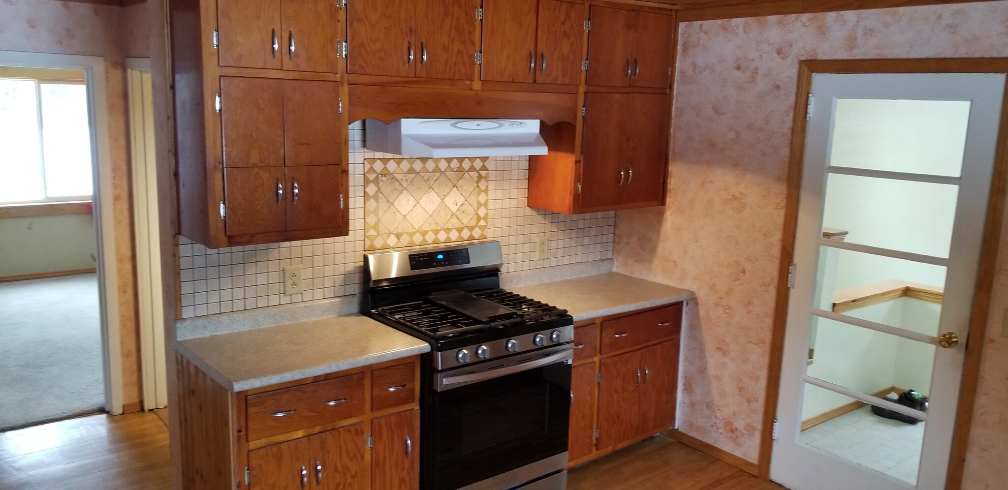 Building Photo - 1596 Schmidt Rd