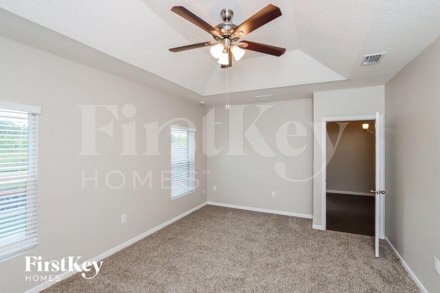 Building Photo - 1224 Dillard Dr SE