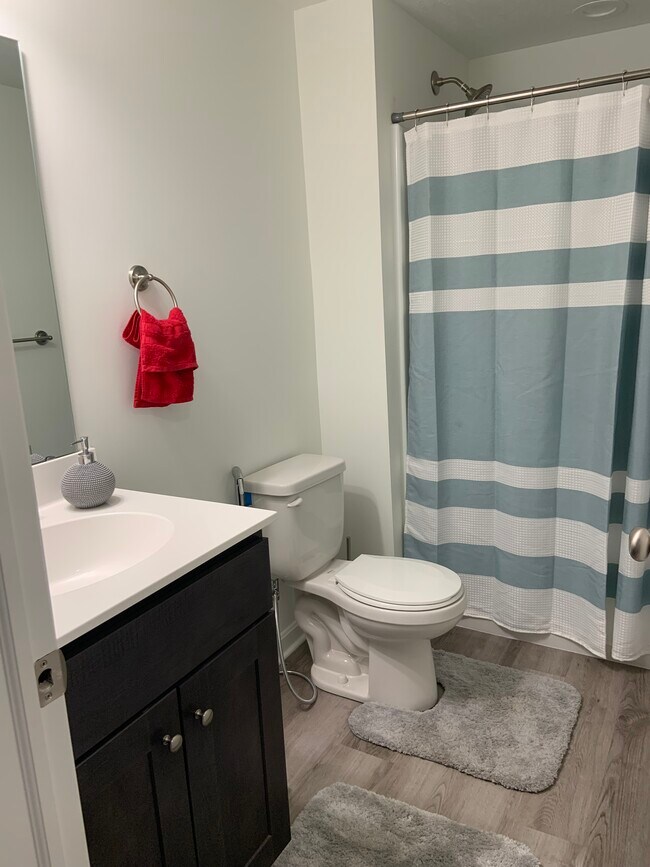 Ground Level Full Bath - 304 Thurgood Dr