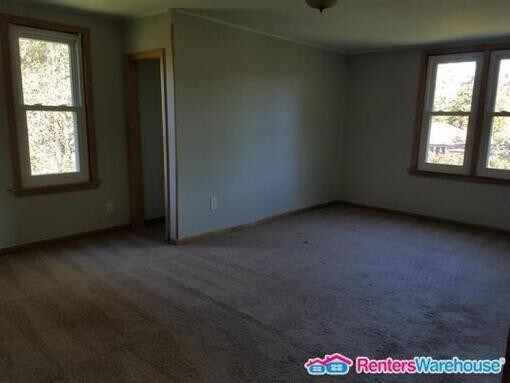Building Photo - 161 90th Ln NE