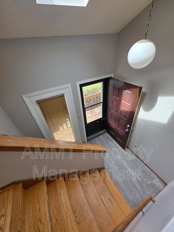 Building Photo - JR Real Estate: 848 Dover Street