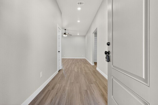 Building Photo - 3/2: Cooper ISD available March 1st!