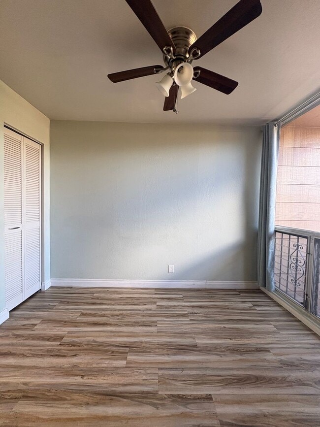 Building Photo - Partly Furnished 3-Bedroom, 2.5 Bath Townhouse at Kaholo Hale.  Pets Okay!