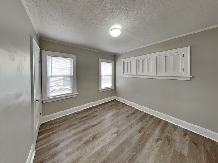 Building Photo - 3223 N Aldrich Ave