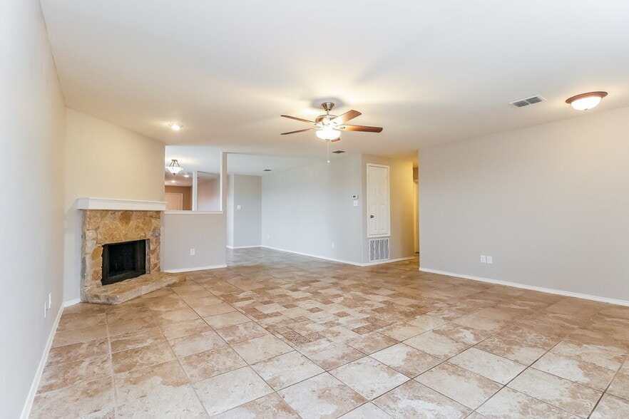 Building Photo - 2501 Mill Springs Pass