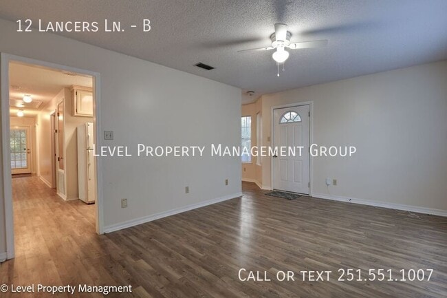 Building Photo - 12 Lancers Ln