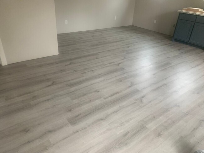 Building Photo - 149 W 21st St