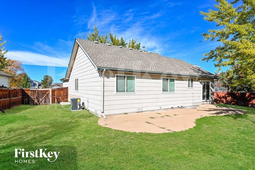 Building Photo - 3373 Holly Hock Ct